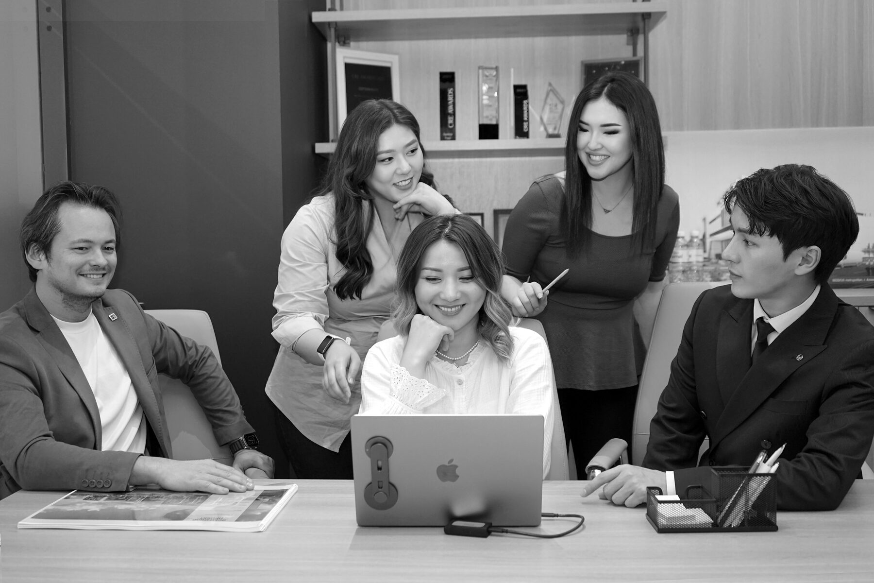 KEÑ studio — team at work